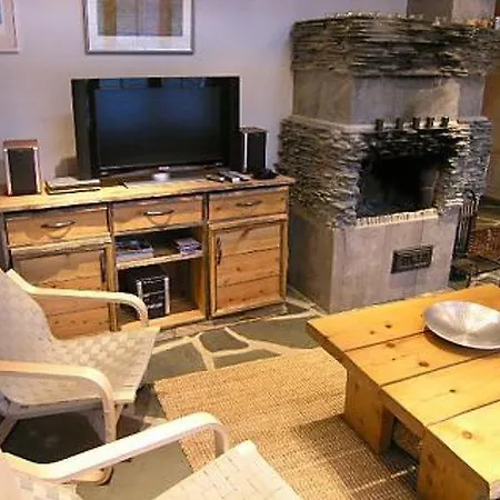 Tatil Evi Sleeps 11 Wifi Sirkka